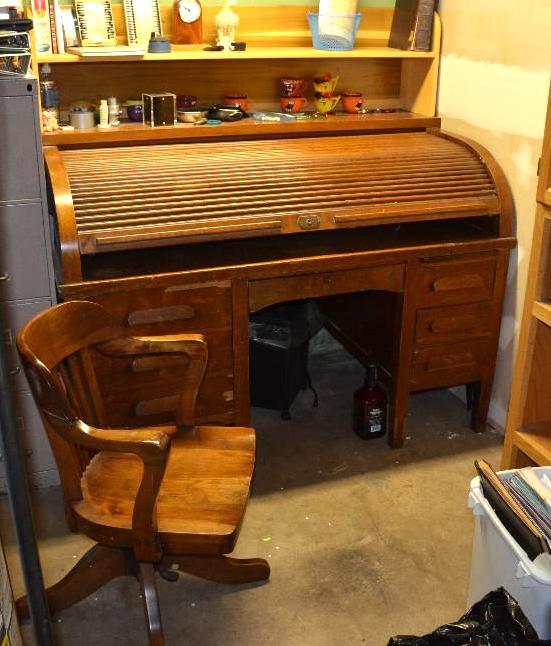 Antique roll top desk &amp chair. All origin...