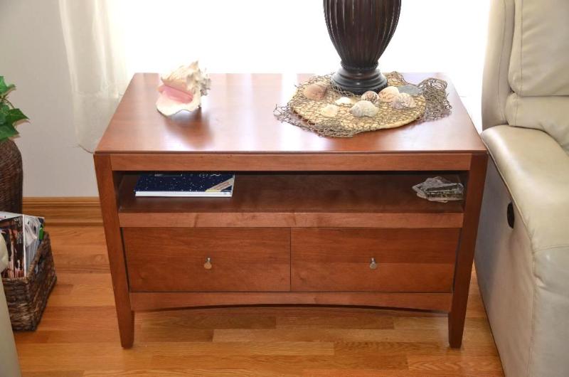 Wood table  cabinet with two drawers. 26x22x...