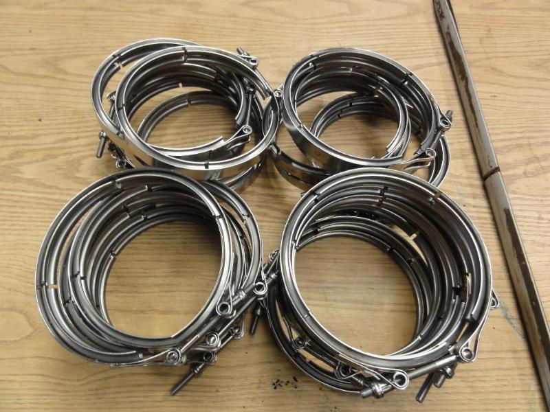 lot 100 image: (32) NEW Voss 8 Expansion Clamp Rings, model 814103EA-755-0