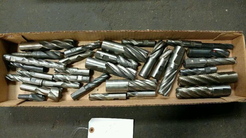 lot 125 image: Box of assorted HSS End Mills and roughing cu...
