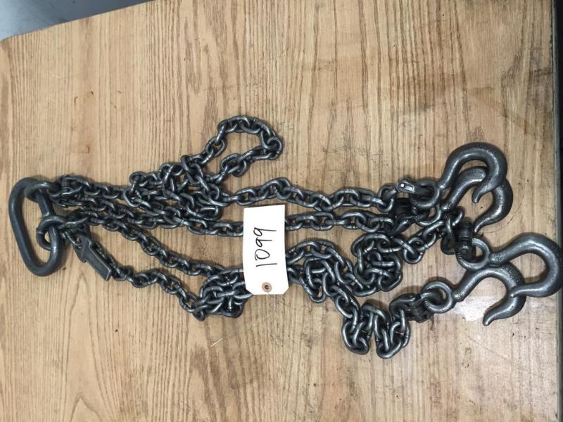 lot 132 image: Chicago Lifting Hooks