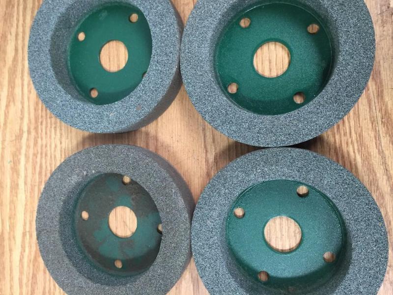 lot 140 image: Carborundum sanding wheels