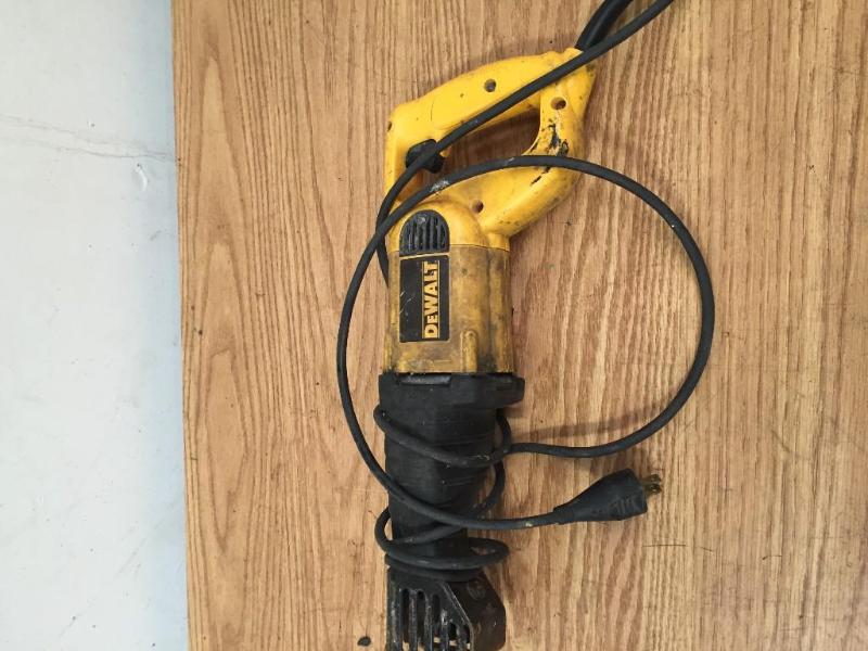 lot 142 image: Dewalt Reciprocating Saw