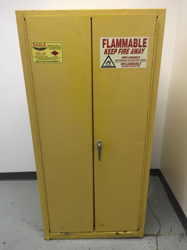 lot 15 image: Eagle Model 1962 Safety Storage Cabinet. &nbs...