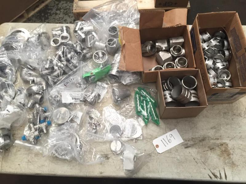 lot 173 image: Large lot of assorted 304 and 316 stainless s...