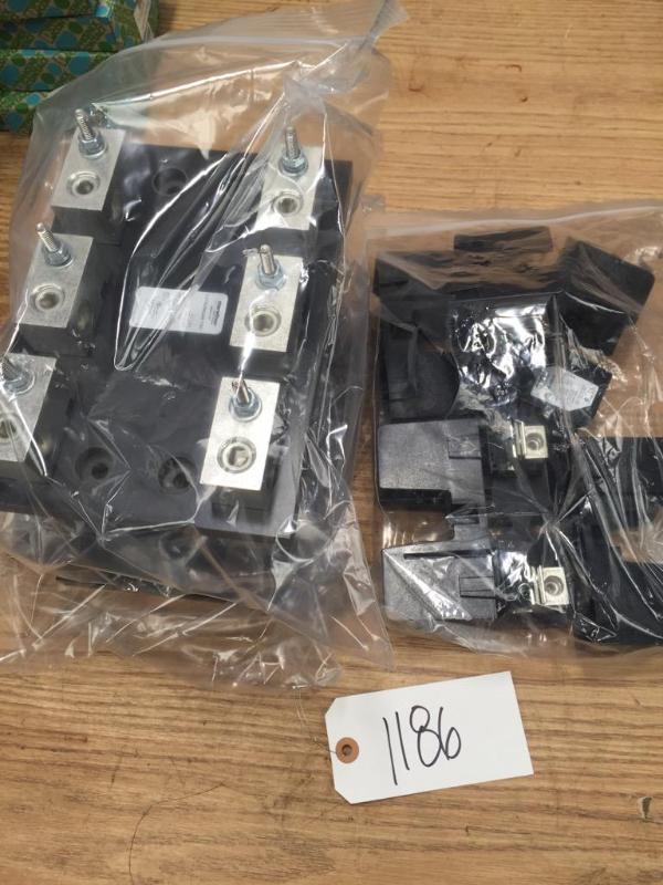 lot 188 image: Lot of Assorted Marathon Fuseholders and Cartridges