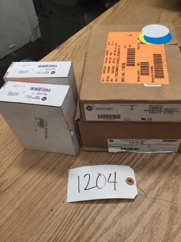 lot 204 image: Lot of assorted A-B Quality Electronic Components