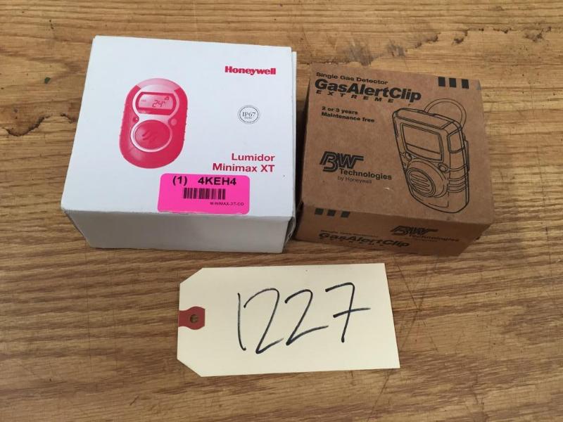 lot 223 image: Lot of (2) Portable Gas Detectors
