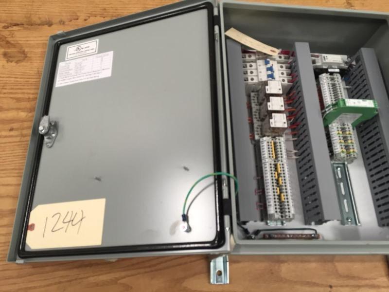 lot 238 image: Electrical enclosure with all assorted compon...
