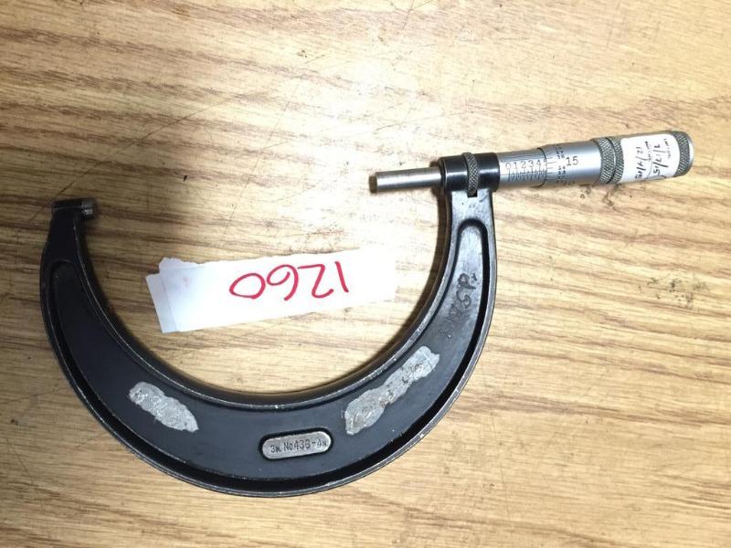 lot 247 image: Starrett 3-4 Micrometer Caliper