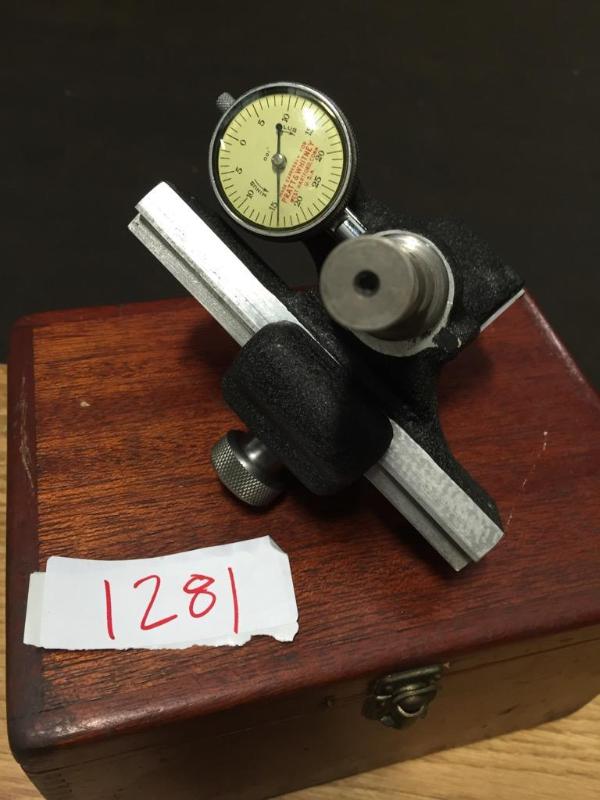 lot 266 image: Pratt & Whitney Adjustable Offset Dial Indicator