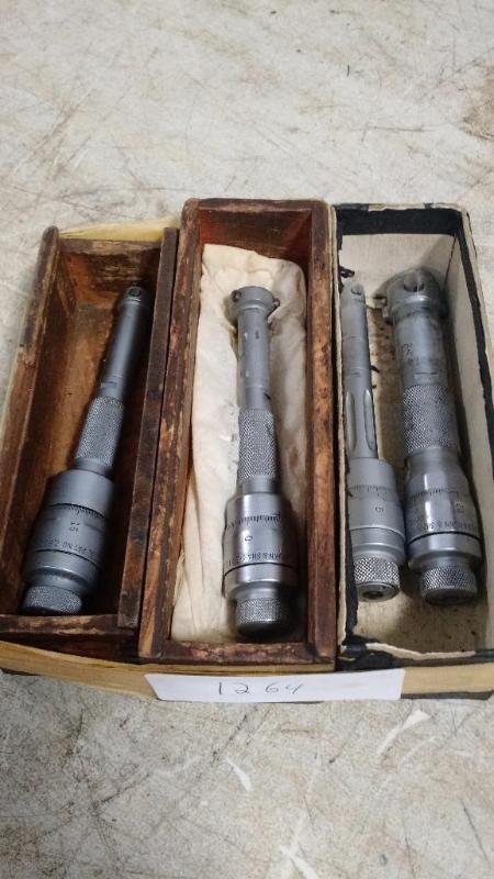 lot 37 image: Lot of 4 Brown and Sharpe inside Bore micrometers