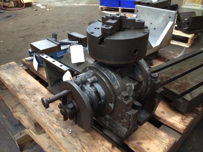 lot 51 image: Large Dividing Head with 3-Jaw Chuck...