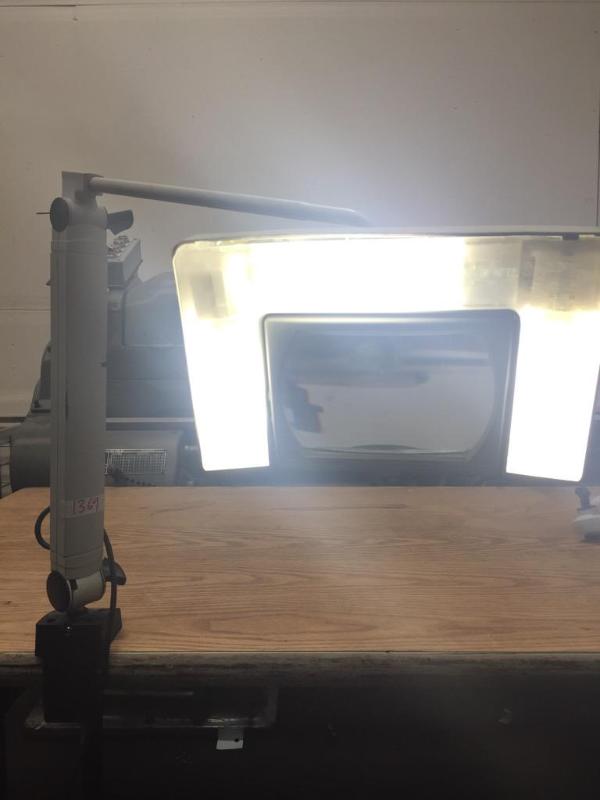lot 56 image: Waldmann Lighting Omnivue SNL-319 3-Bulb Benc...