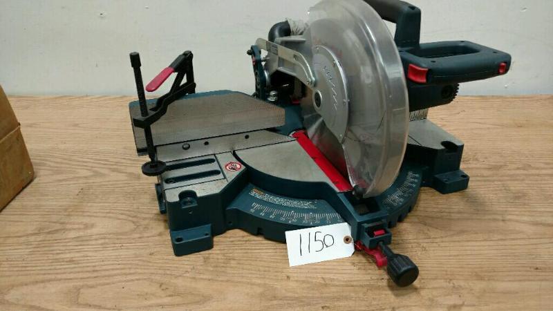 lot 6 image: Lot of 1 Bosch Miter saw