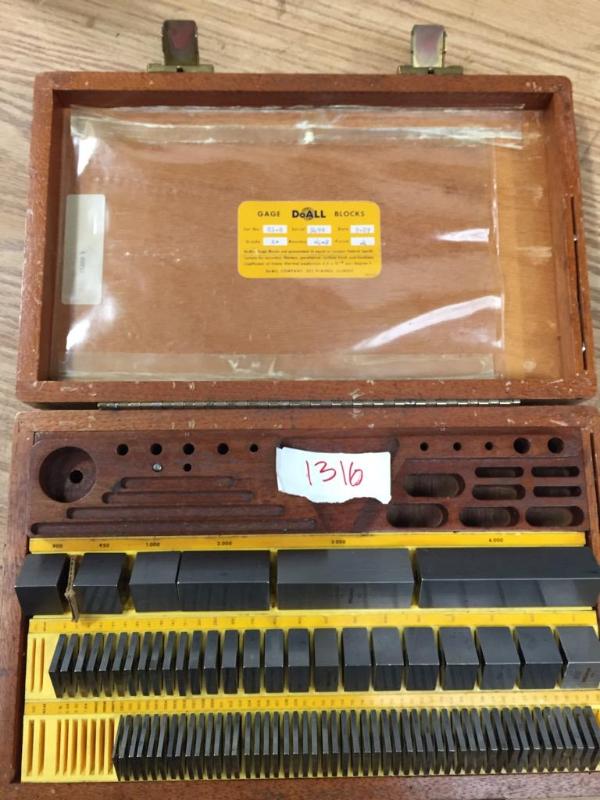 lot 73 image: Set of DoAll Gage Blocks, Set No 81-S