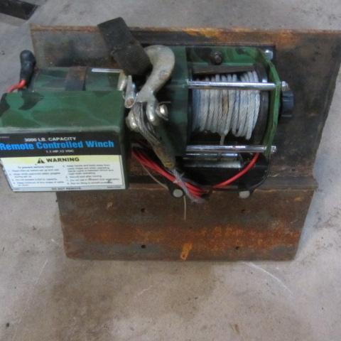 Winch, 12V Mounted on Steel Plate