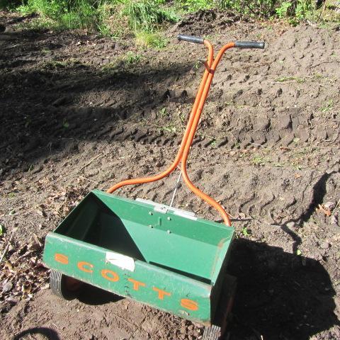 Scotts Spreader