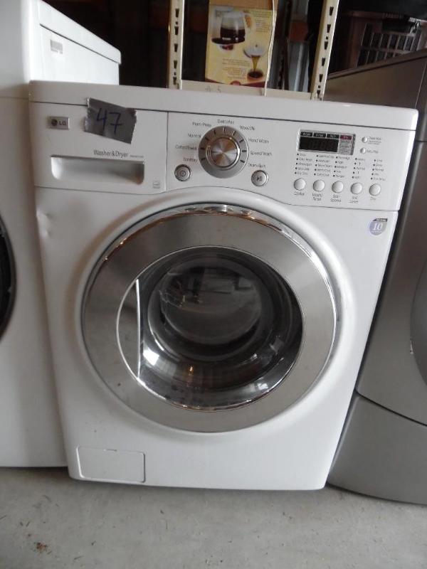 LG Washer and Dryer Combo