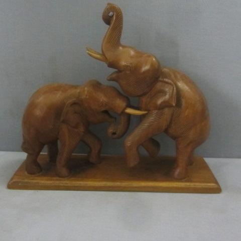 Bull Elephants Figure
