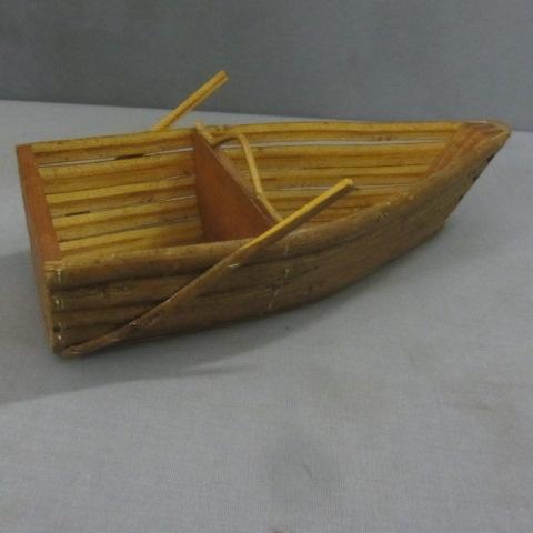 Cedar & Willow Row Boat
