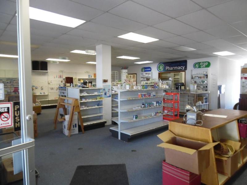 Streeter Store Shelving