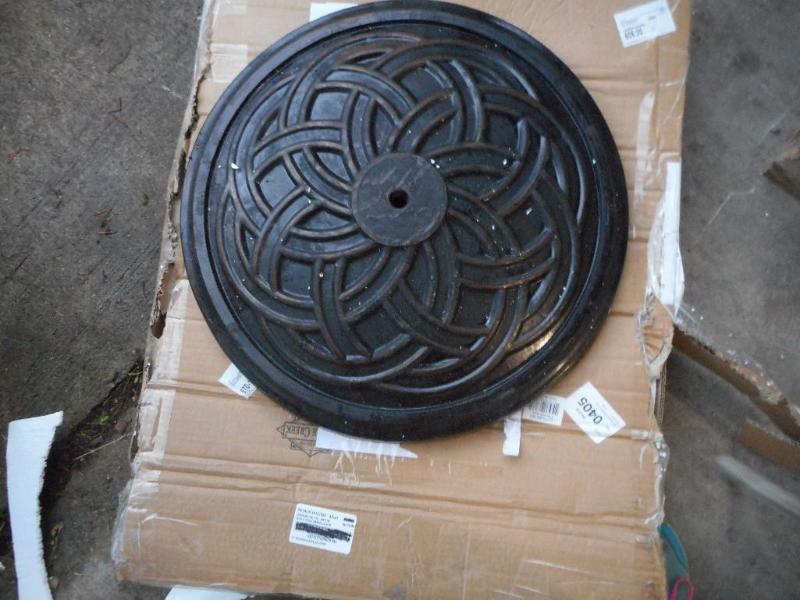 Castle Creek Umbrella Base
