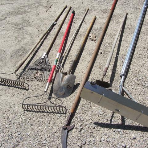 Pole Saw, Rakes, Garden Hoe