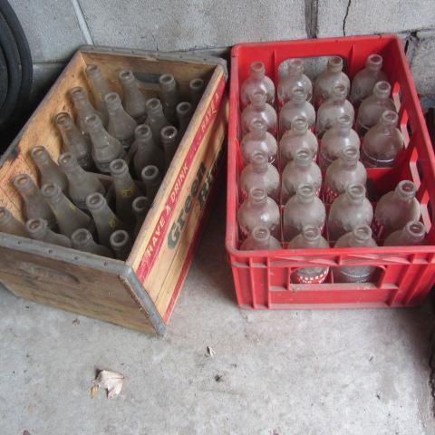 Green River Case, Bottles