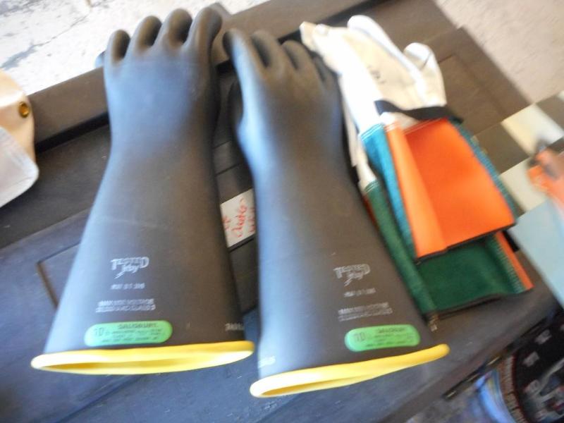 New Lineman Gloves