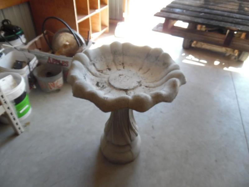 Bird bath