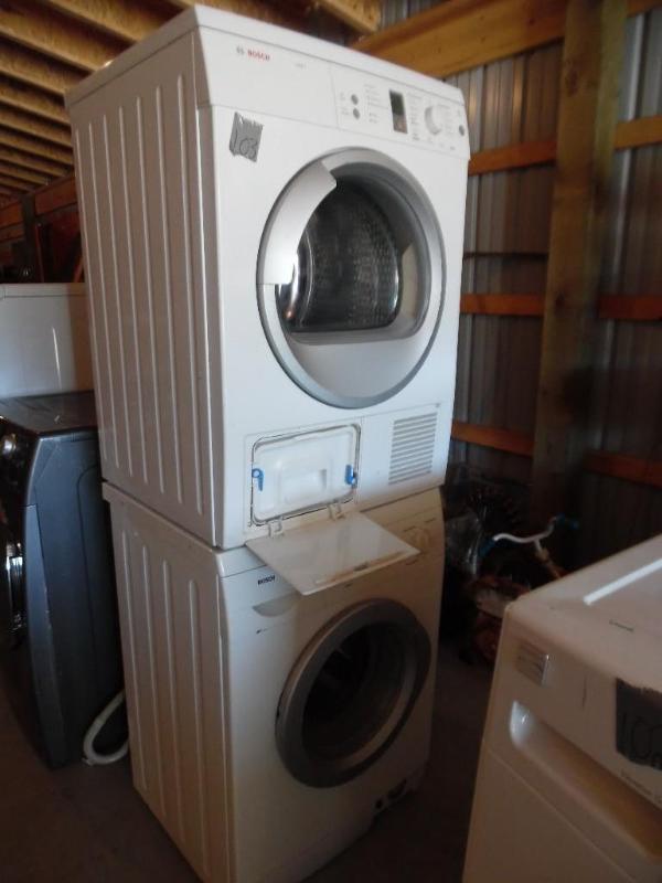 Bosh Stackable WasherDryer Combo