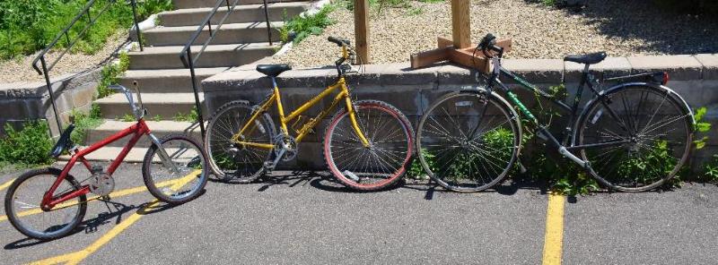 lot 102 image: 3 bicycles - Diamond Back Sorrento Avenir equ...