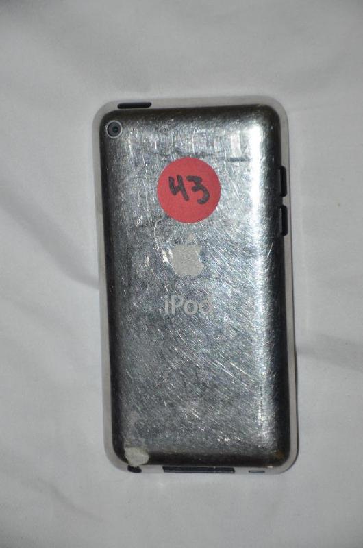 lot 43 image: Apple iPod Touch 8GB , not tested, no power c...