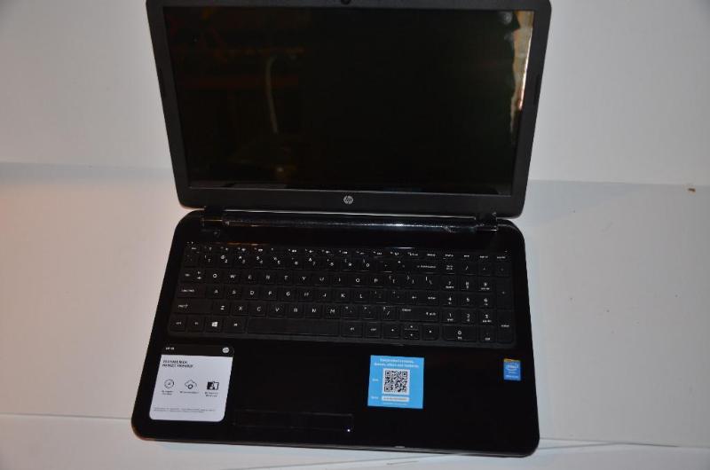 lot 53 image: HP 15 laptop computer 15-r131wm - not tested,...
