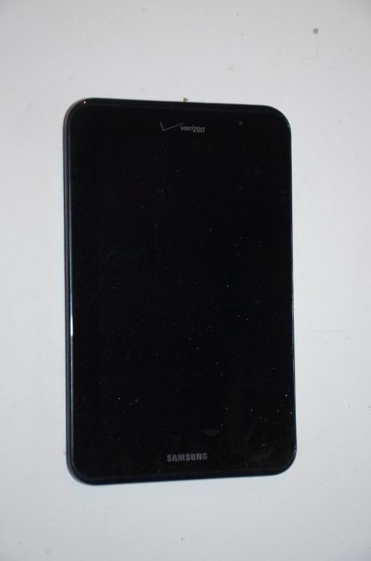 lot 8 image: Samsung Tablet Verizon 4GLTE, 7" screen ...