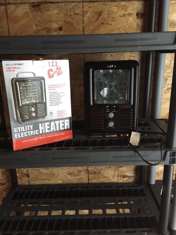 lot 122 image: C Z utility electric heater model no. CZ798MT...