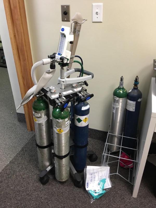 lot 5 image: Nitrous Oxide Sedation System Porter MXR...