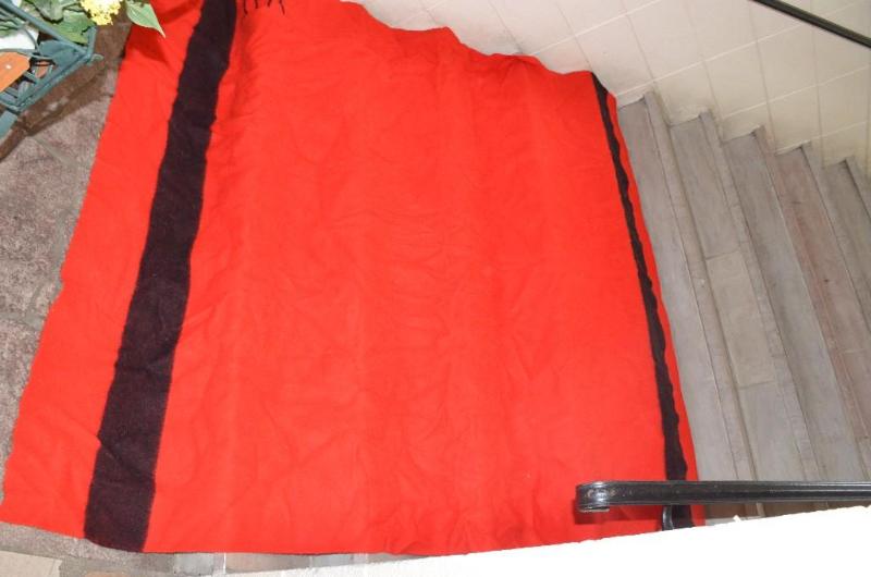 lot 147 image: Hudsons Bay Point Blanket 100% wool&nbsp72x...