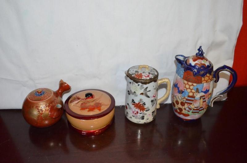 lot 159 image: Beautiful Oriental Tea pots and misc. orienta...