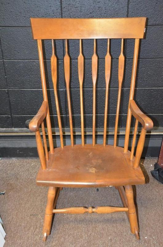 lot 164 image: Nichols & Stone Vintage wood rocking chai...