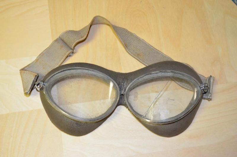 lot 172 image: World War II German Motorcycle or fighter pla...