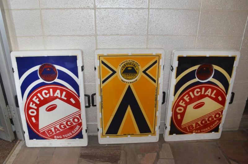 lot 178 image: 3 Official baggo Plastic heavy duty yard game...