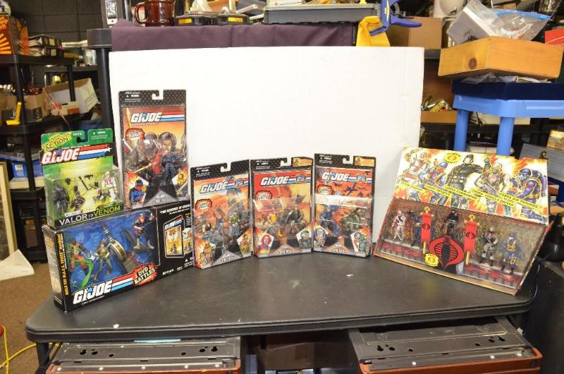 lot 49 image: Lot of G. I. Joes  Cobra Legions -Storm Shad...