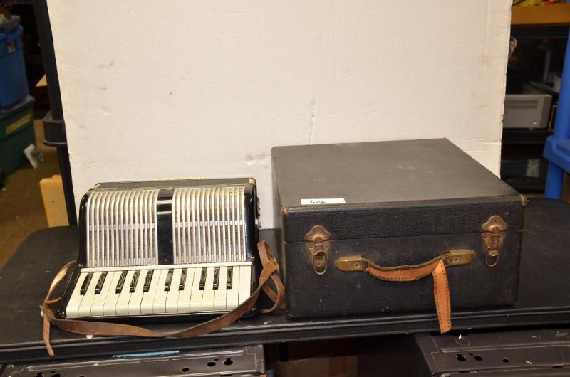 lot 68 image: Vintage Italian accordion ...