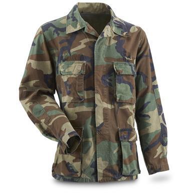 lot 12 image: U.S. Military Surplus Mens Woodland BDU Shirt