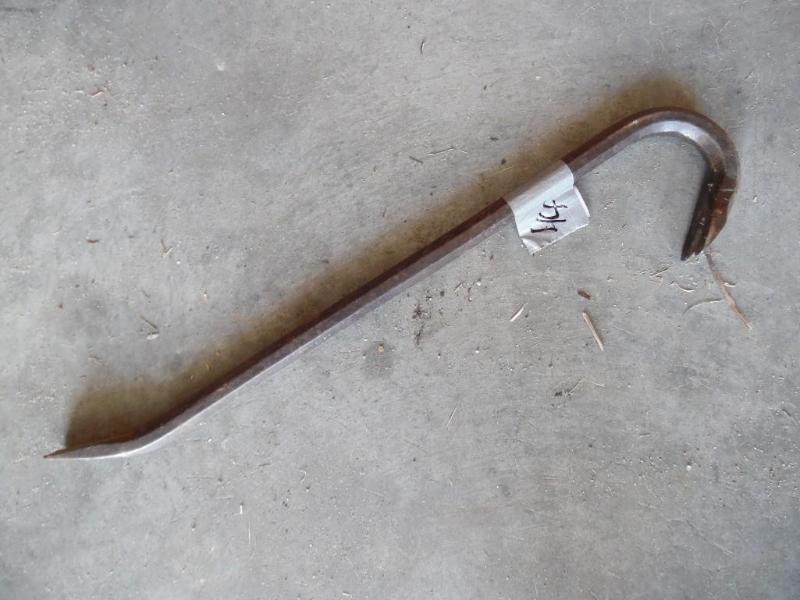 Pry bar