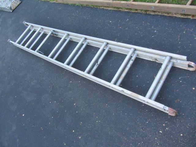 Aluminum Extension Ladder