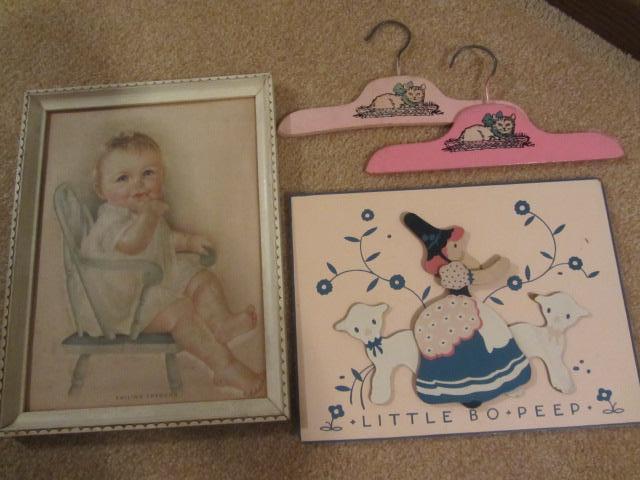 Vintage Decor For Childs Room