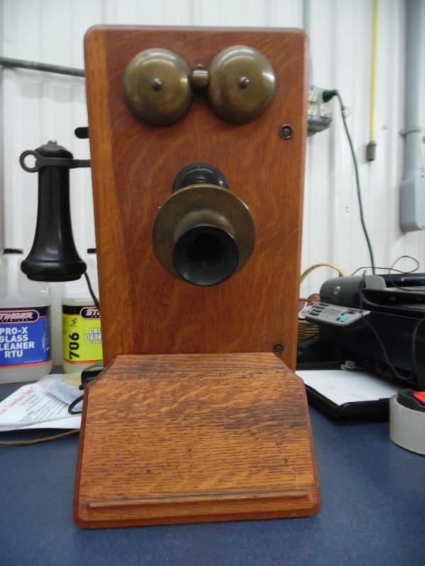 Antique phone